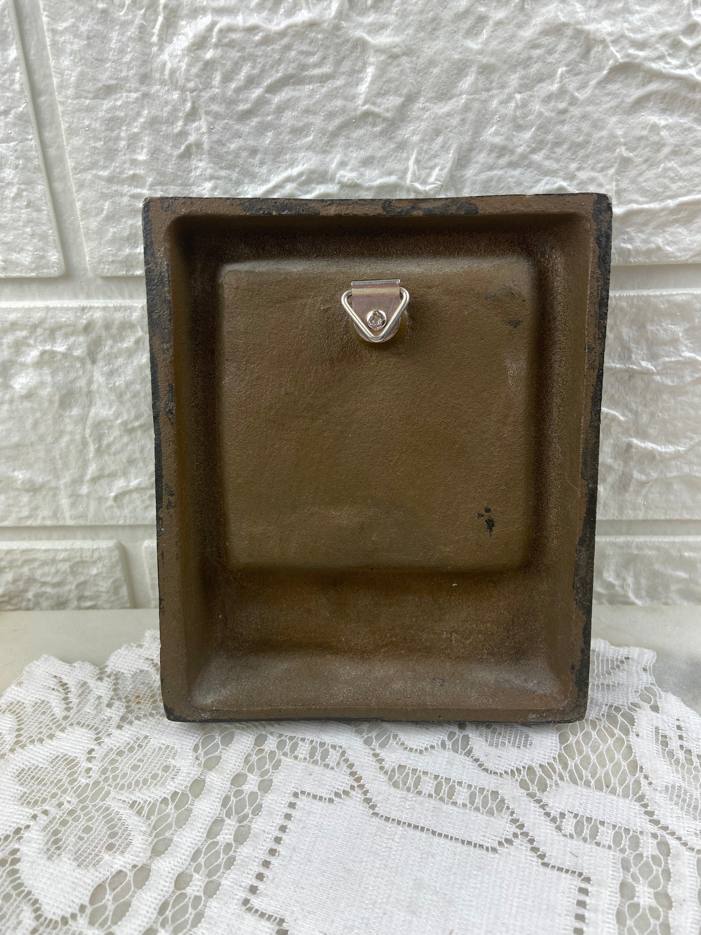 Maple Leaf Cast Iron Wall Plaque | HOME