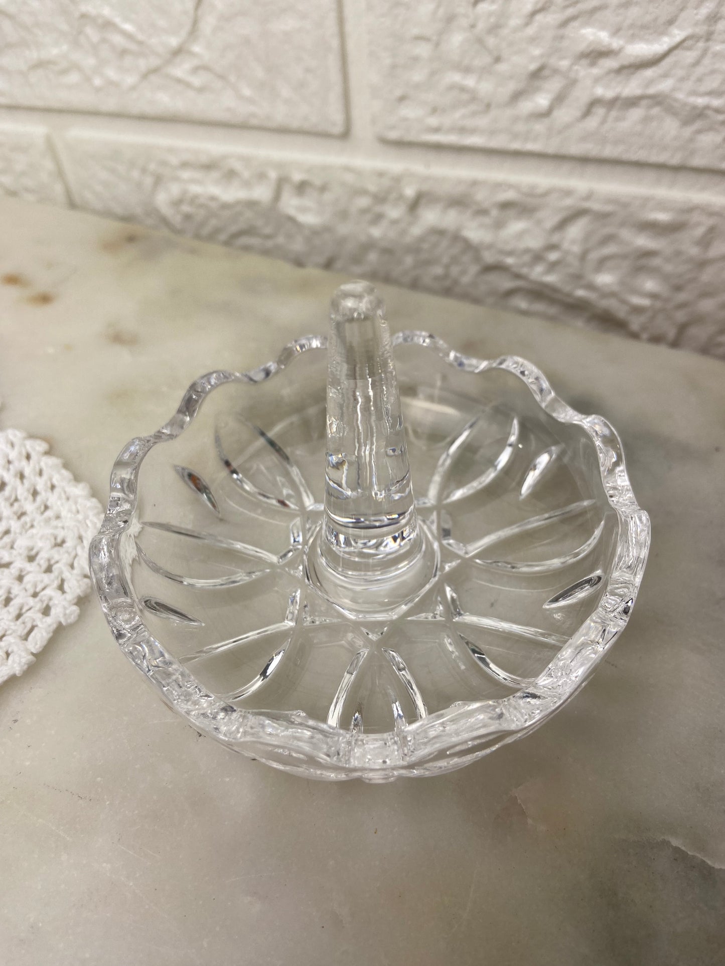 Crystal Ring Holder