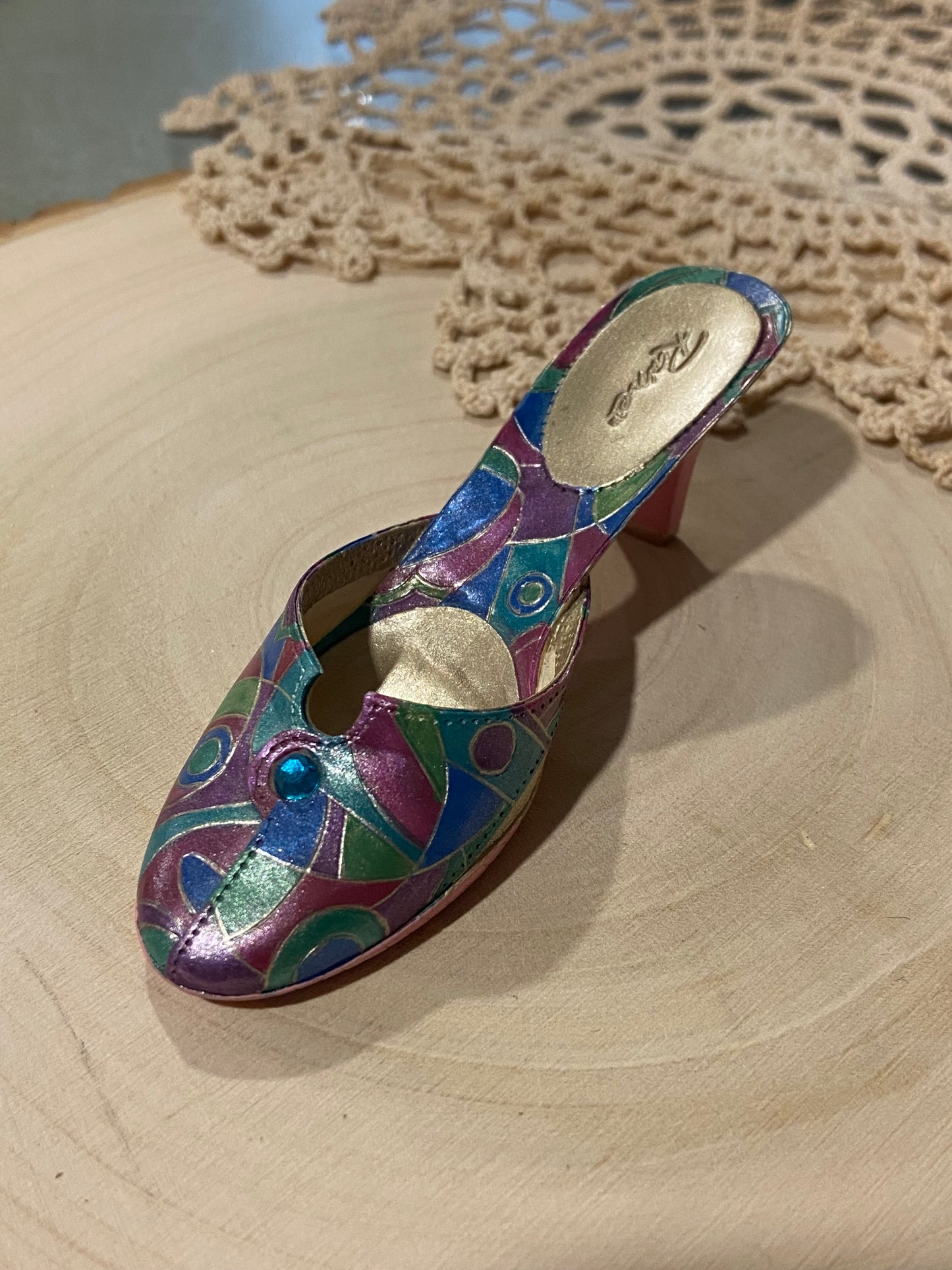 Just the Right Shoe by Raine
