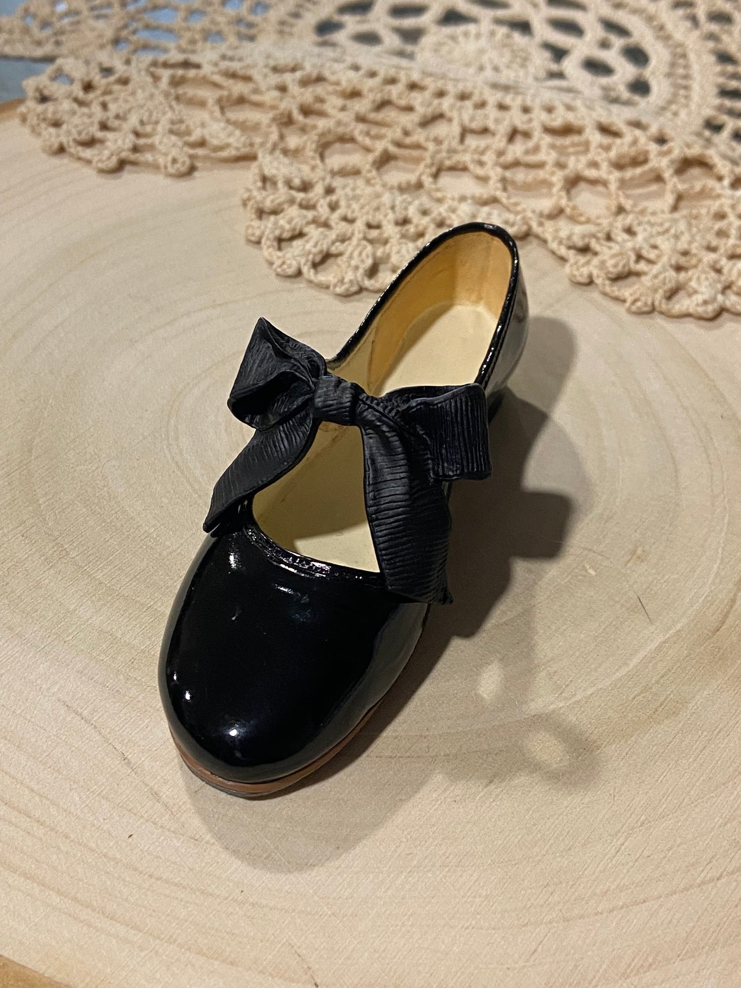 Just the Right Shoe by Raine
