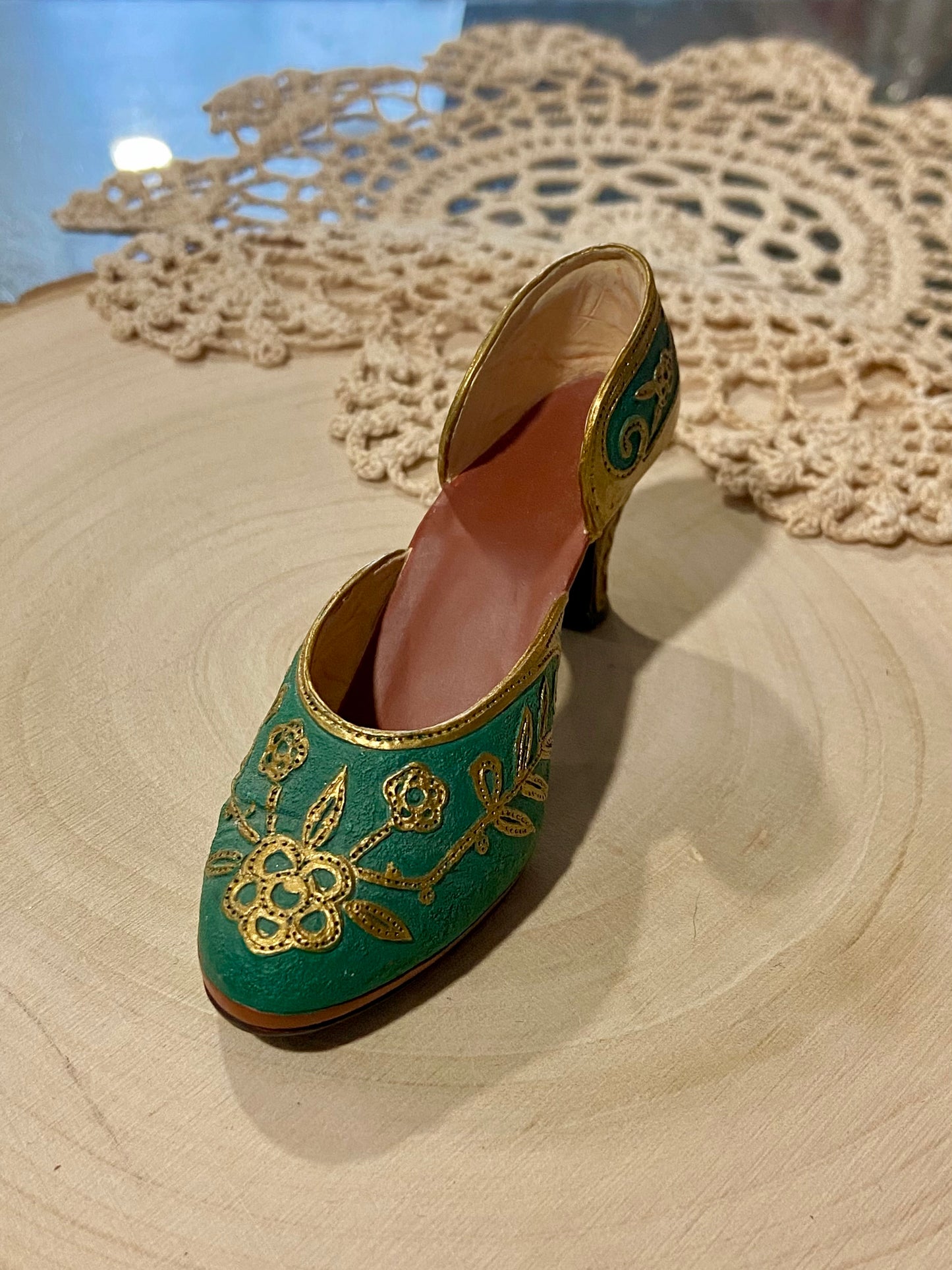 Just the Right Shoe by Raine