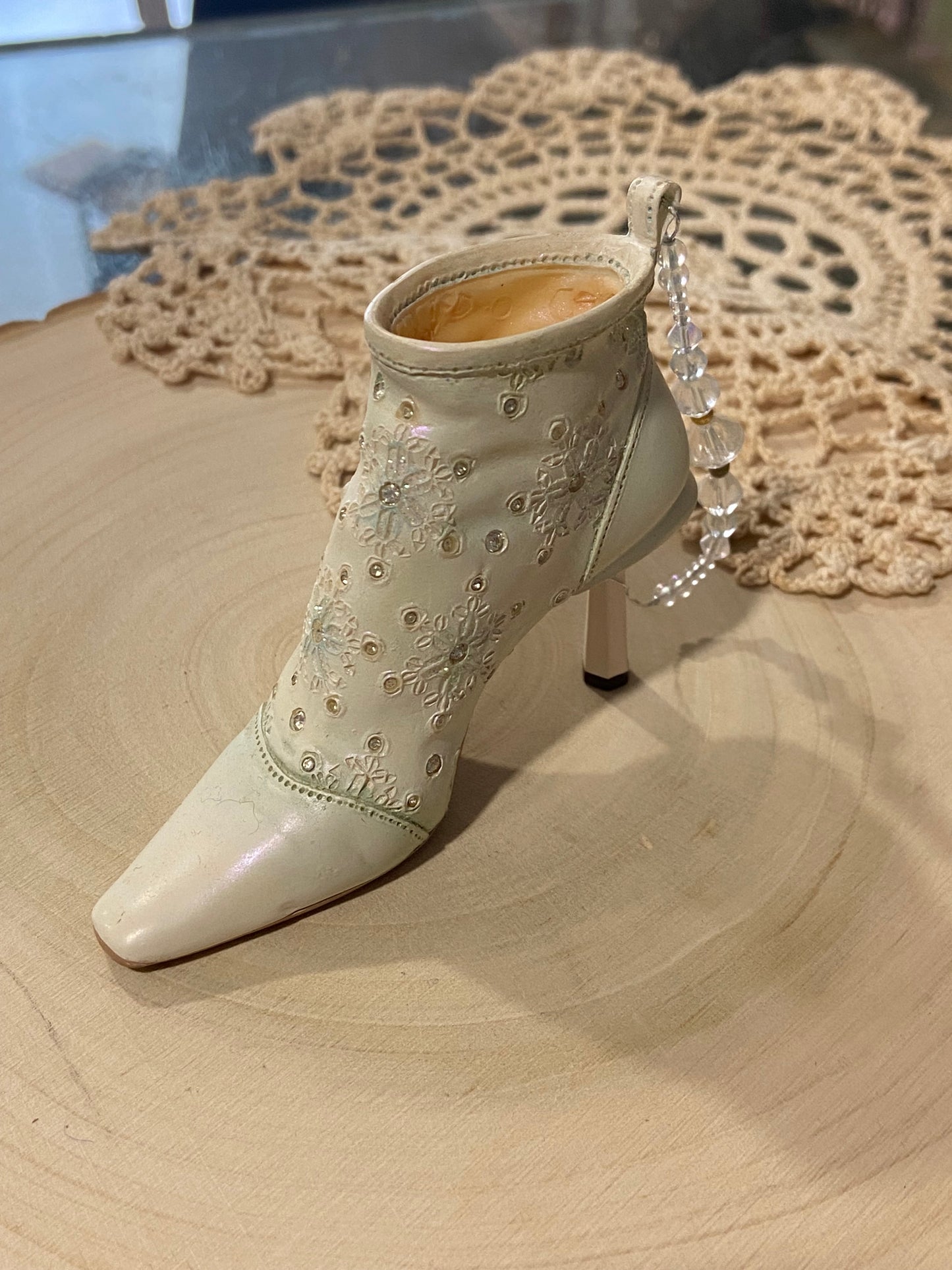 Just the Right Shoe by Raine