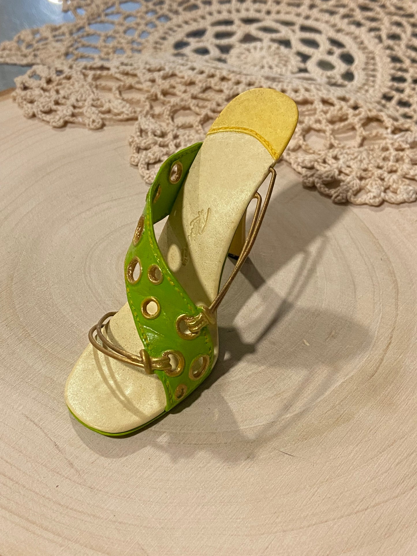 Just the Right Shoe by Raine
