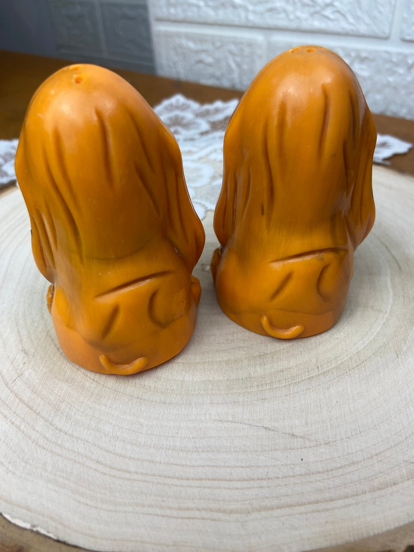 Sad Bassett Hound Plastic Salt & Pepper Shakers