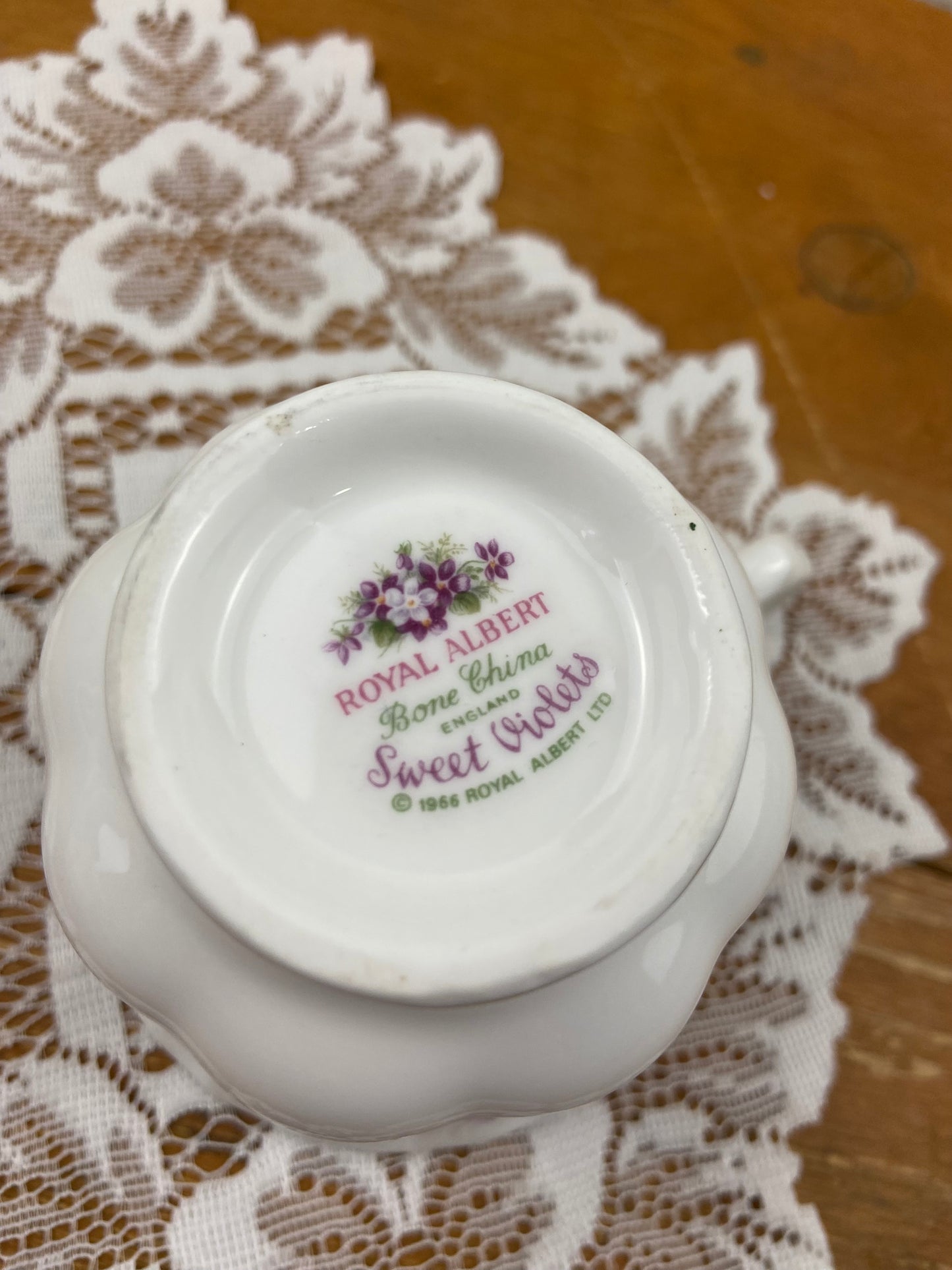 Royal Albert Bone China Teacup | Sweet Violets Pattern