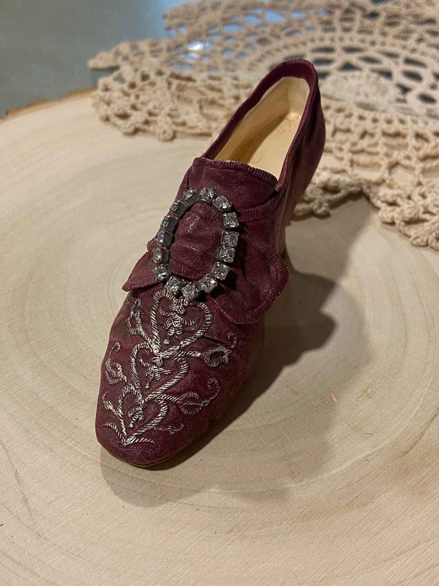 Just the Right Shoe by Raine