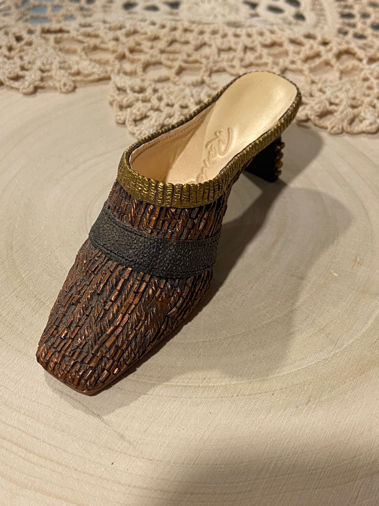 Just the Right Shoe by Raine