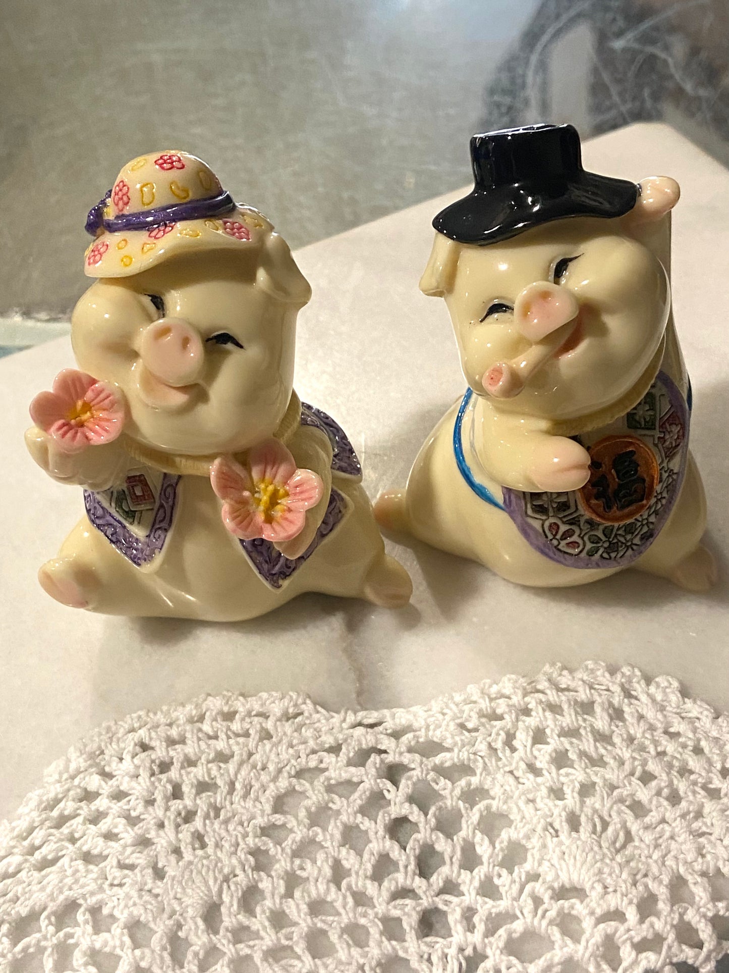 Porcelain Happy Pig in Hat