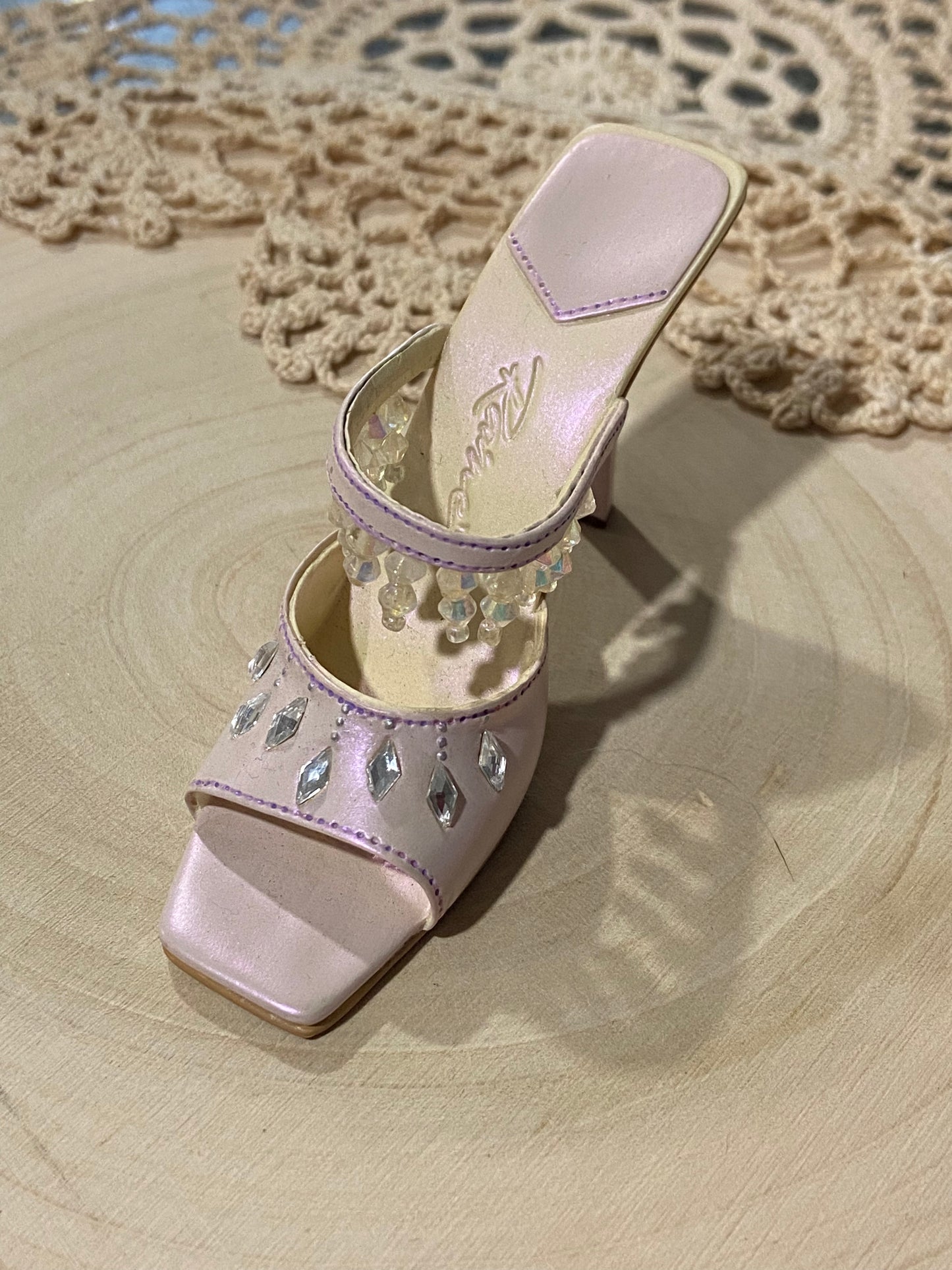 Just the Right Shoe by Raine