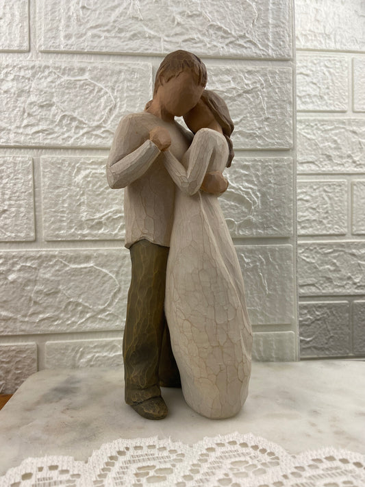 Willow Tree Sculpture ‘Promise’ by Susan Lordi (2003)