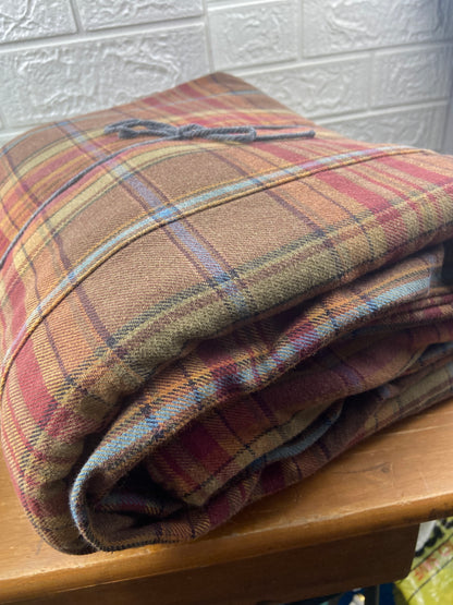 Full-Sized Flannel Duvet Cover with Brown Tartan Pattern