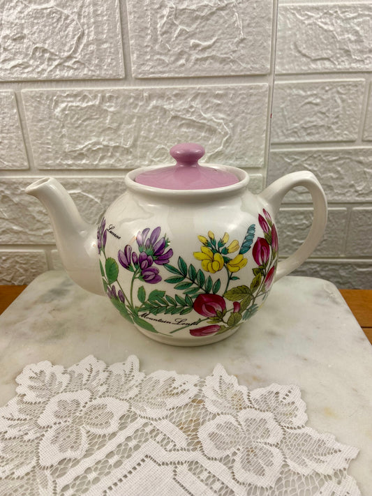 Sadler Fine Porcelain Floral Teapot with Pink Lid