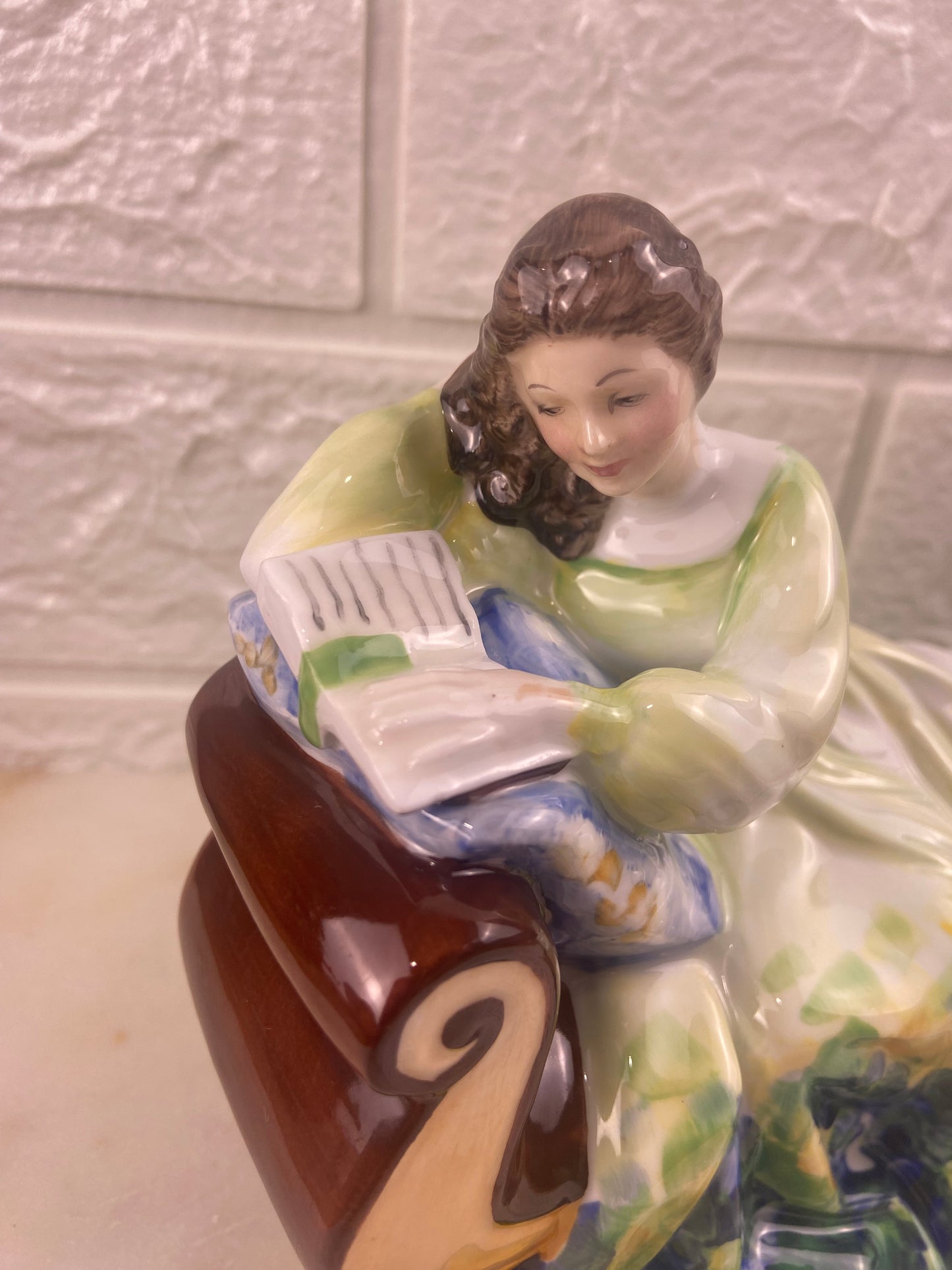Porcelain Figurine ‘Solitude’ [HN 2810] by Royal Doulton