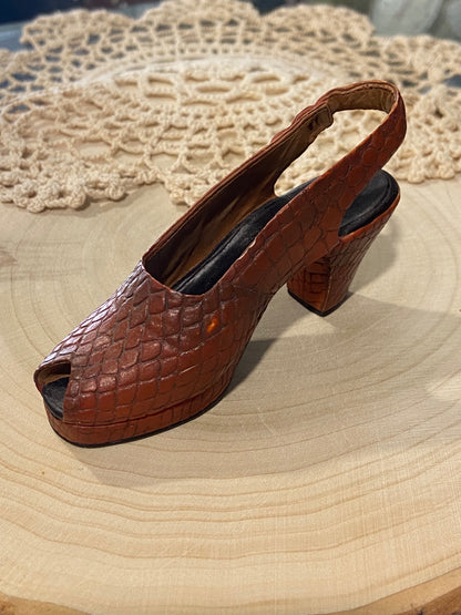 Just the Right Shoe by Raine