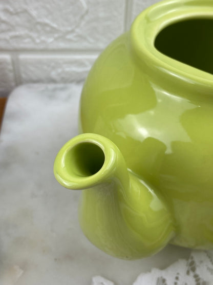 Glossy Apple Green Teapot by Price & Kensington