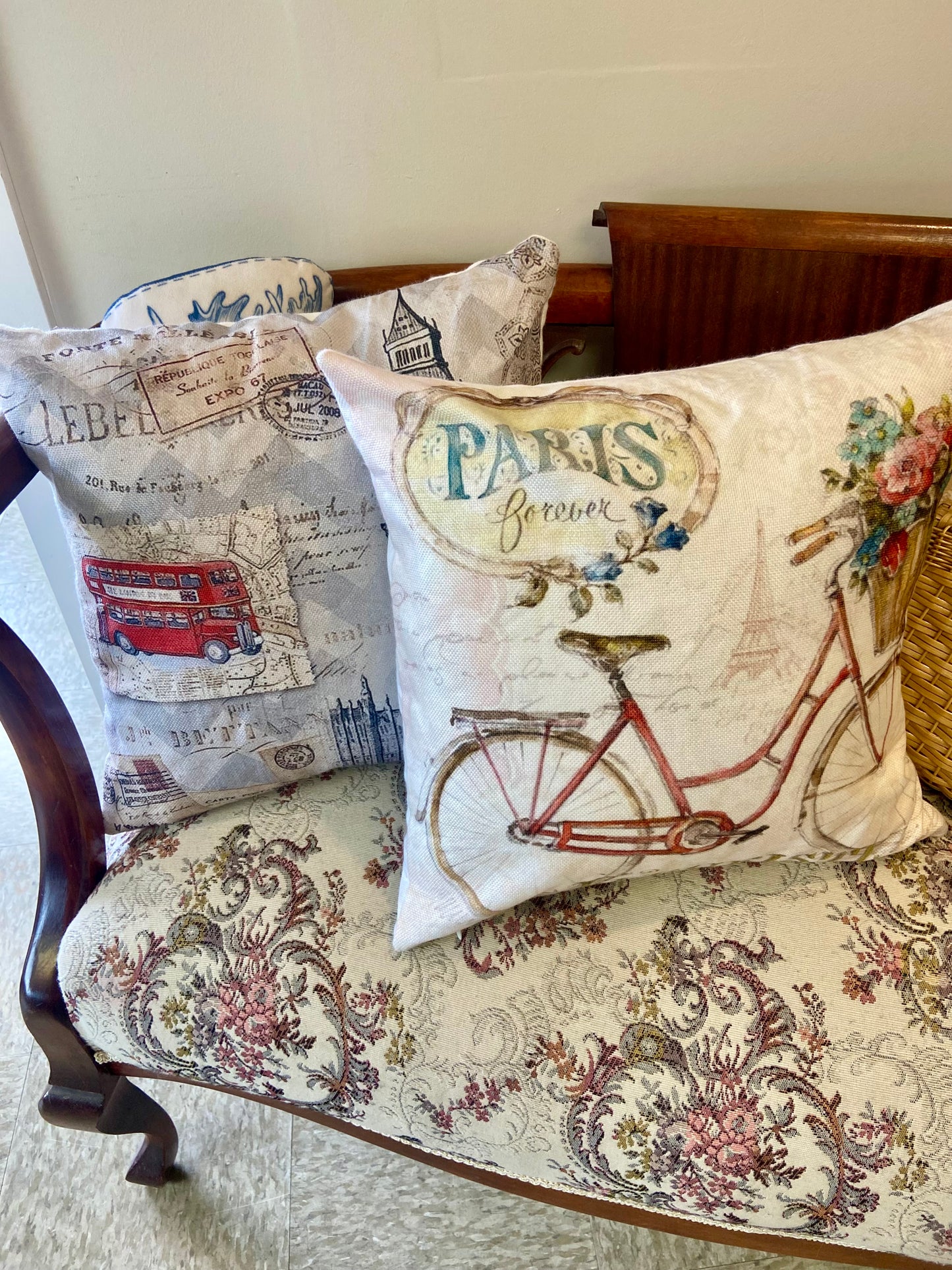Whimsical Travel-Themed Cushion Cover with 18” x 18” Cushion