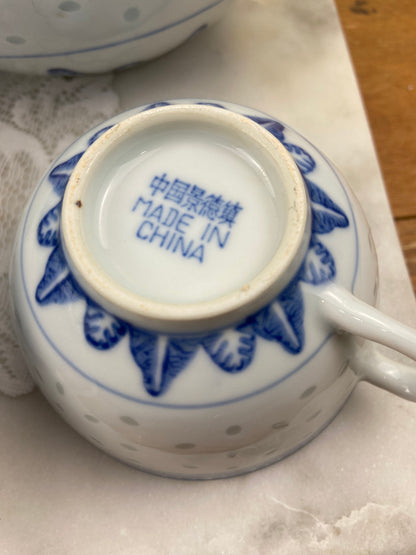 Chinese Teapot Set with 5 Teacups and Saucers