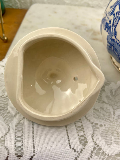 Sadler Porcelain Teapot | Blue Willow Pattern