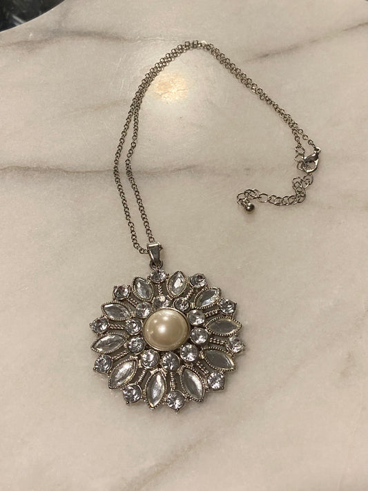 Silver-Tone Starburst Pendant with Rhinestones and Faux Pearl Cabochon and 18” Necklace