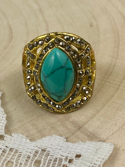 Gold-Tone Ring with Grey Rhinestones and Faux Turquoise [Size 7.25]