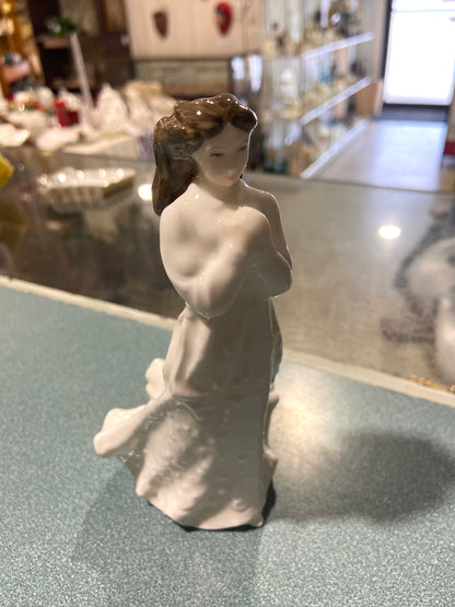 Royal Doulton Figurine | Missing You [HN4076]
