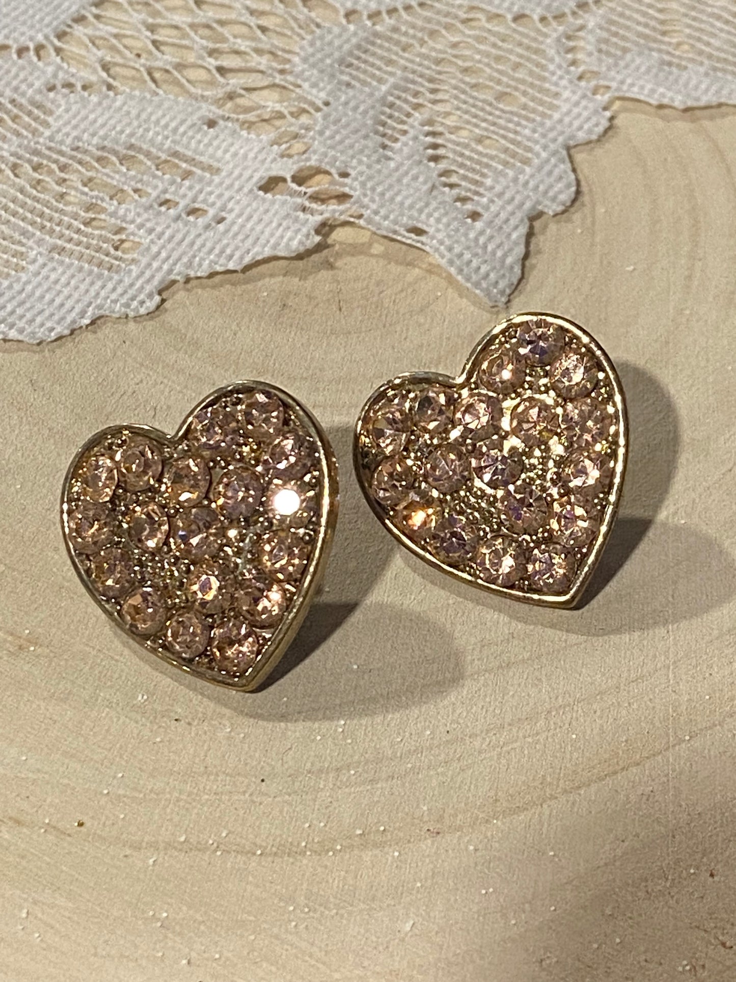 Glitzy Pink Heart Earrings [Posts]
