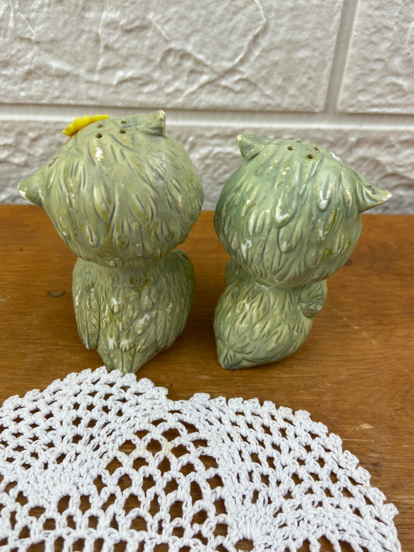 Pair of Resin Owls Salt & Pepper Shakers