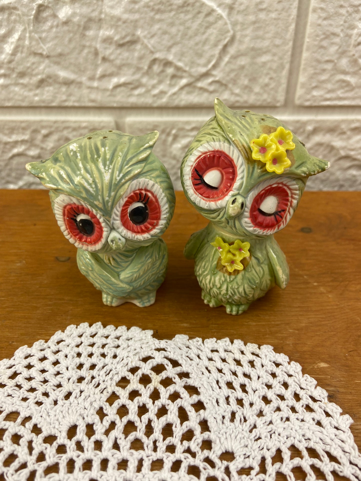 Pair of Resin Owls Salt & Pepper Shakers