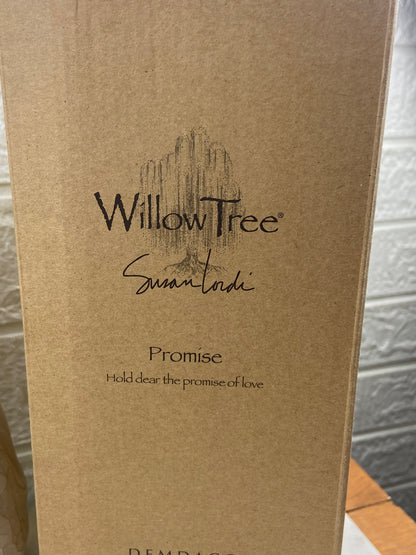 Willow Tree Sculpture ‘Promise’ by Susan Lordi (2003)