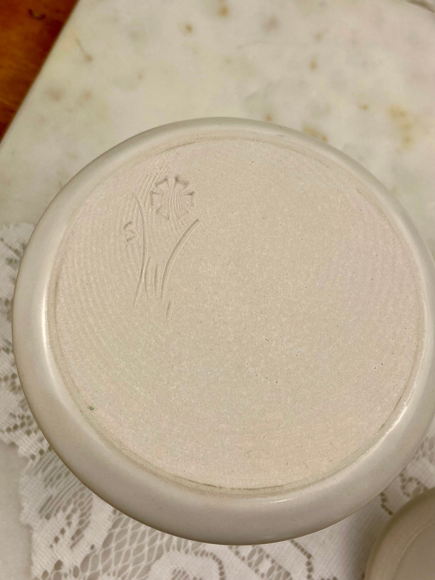 Handcrafted Sugar Bowl with Lid | Rural Blacknose Sheep Design