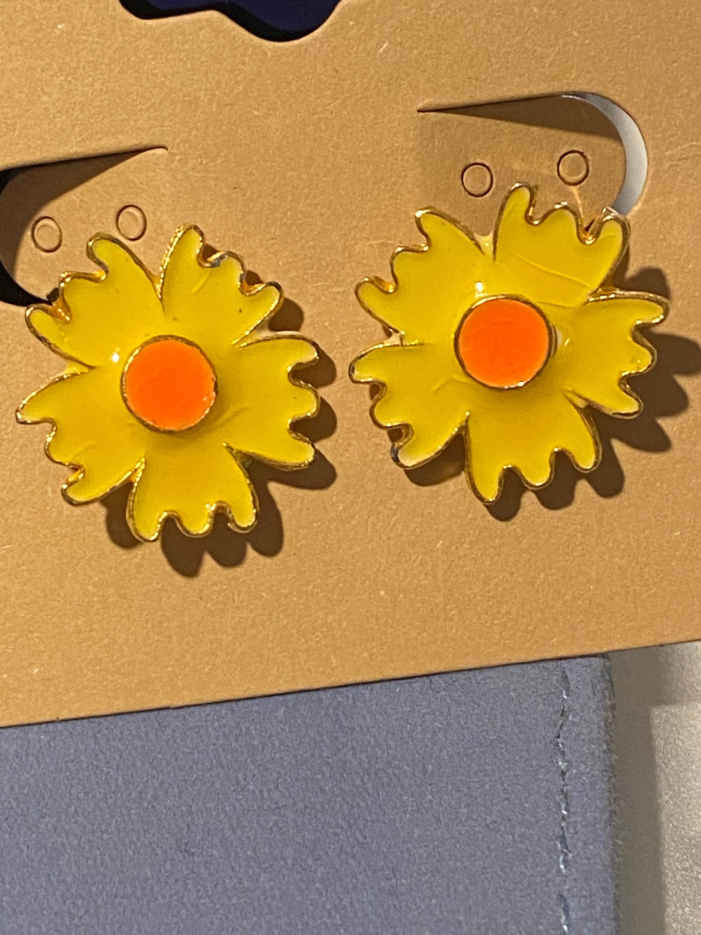 Yellow Enamel Daisy Earrings [Clip-On]