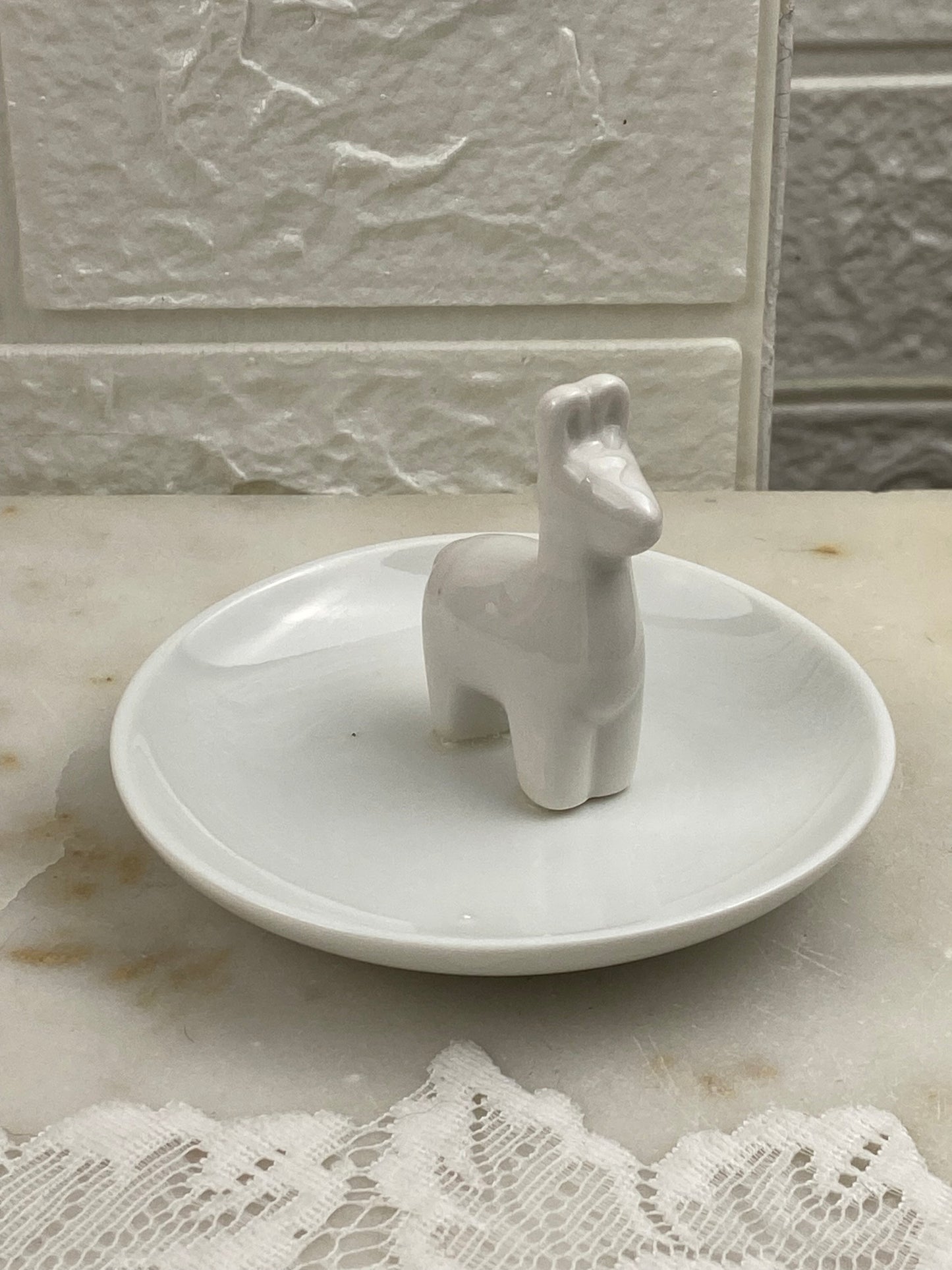 Small White Ceramic Llama-Shaped Jewelry Holder