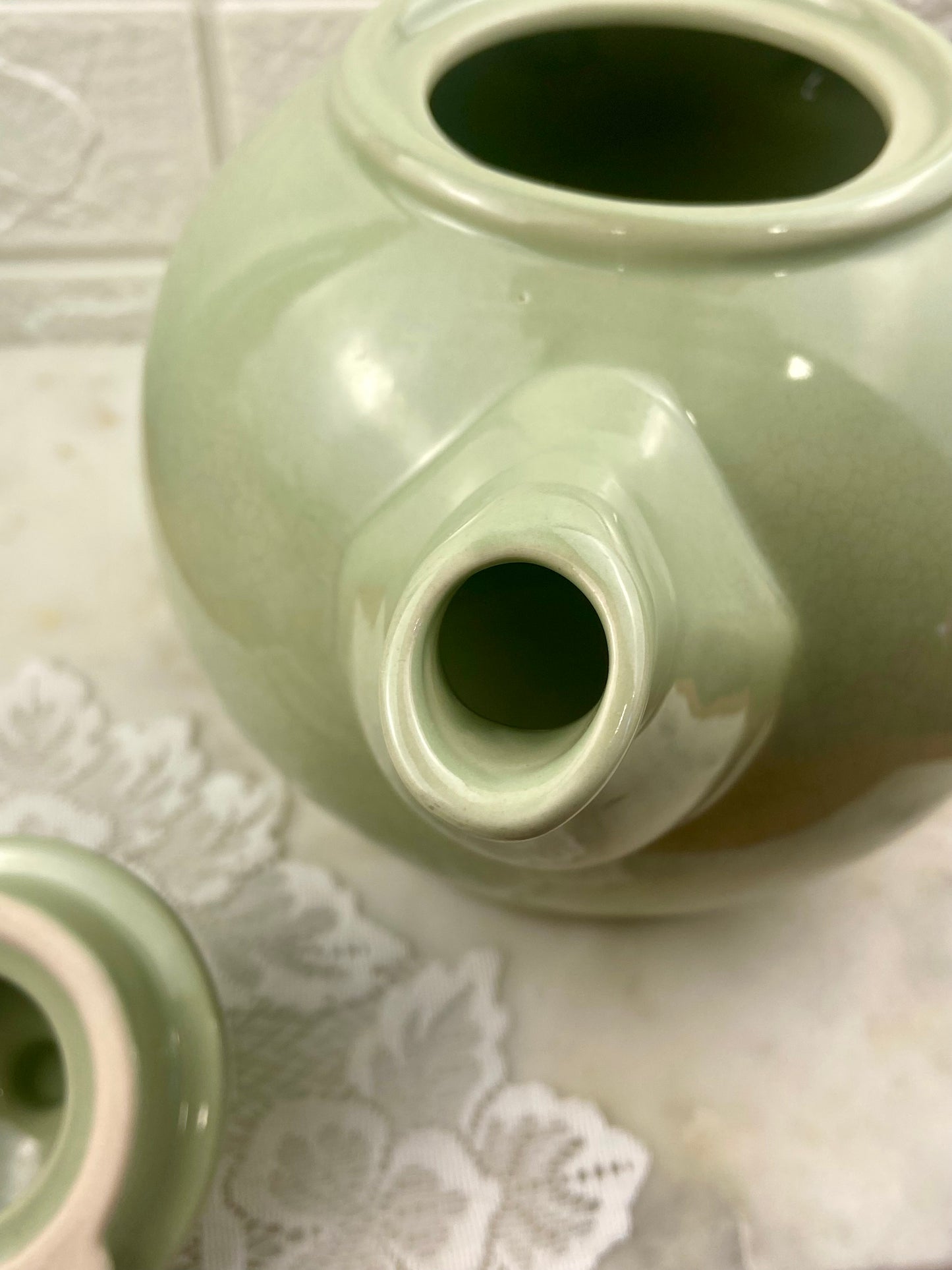 Sea foam Green Ceramic Teapot by Betty Singer | 64 oz