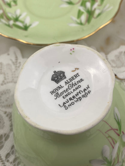 Royal Albert Bone China Teacup | Lorentian Snowdrop Pattern