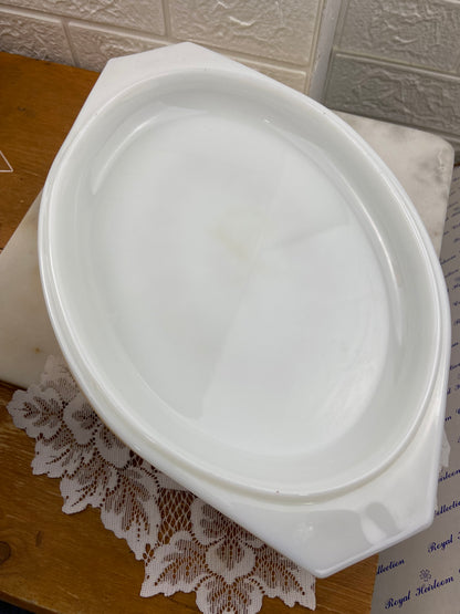 1970s PYREX Divided Casserole Dish with Lid | 1 Quart