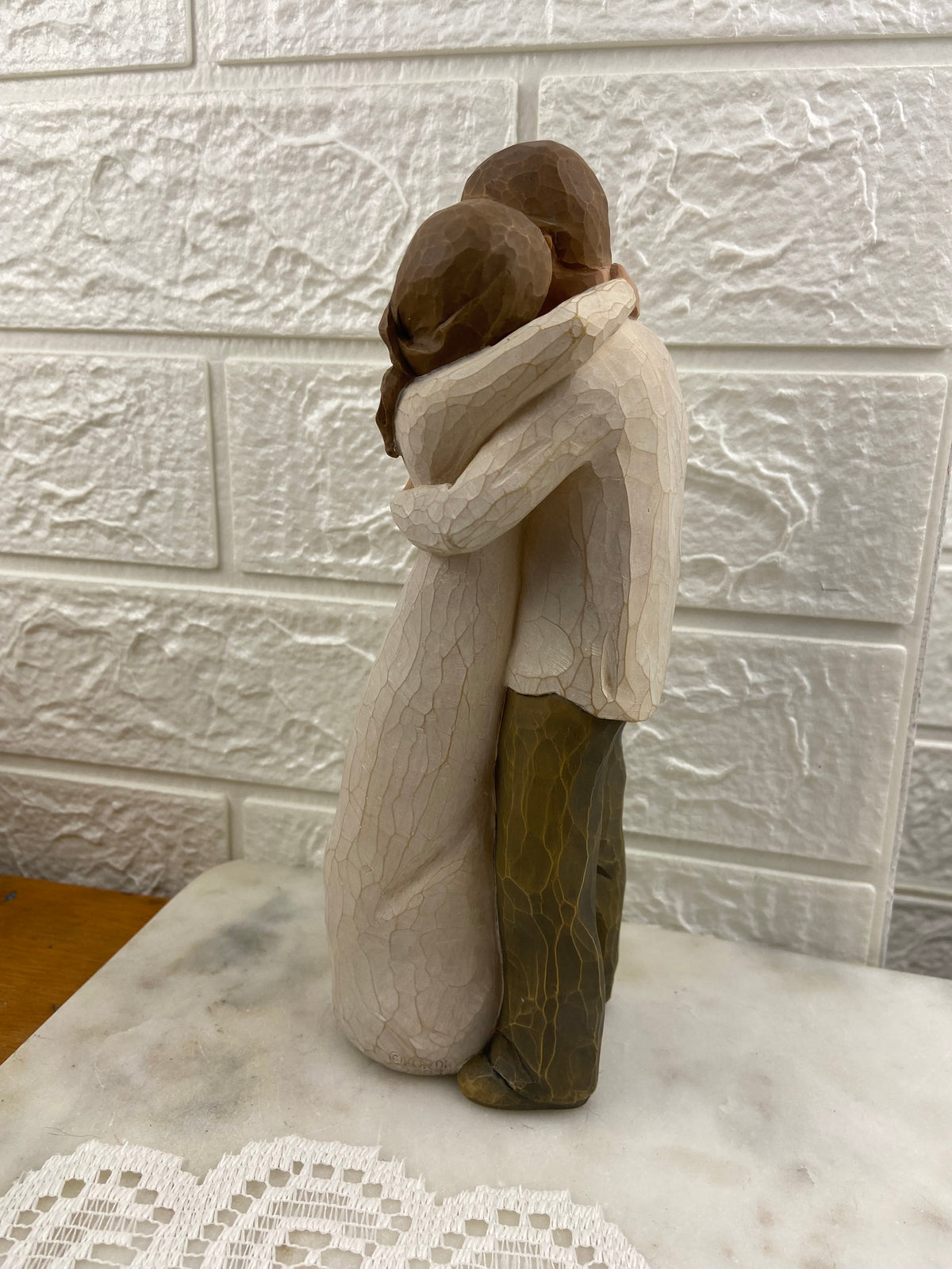 Willow Tree Sculpture ‘Promise’ by Susan Lordi (2003)
