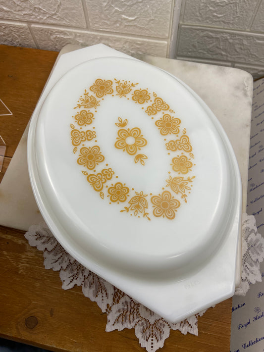 1970s PYREX Divided Casserole Dish with Lid | 1 Quart