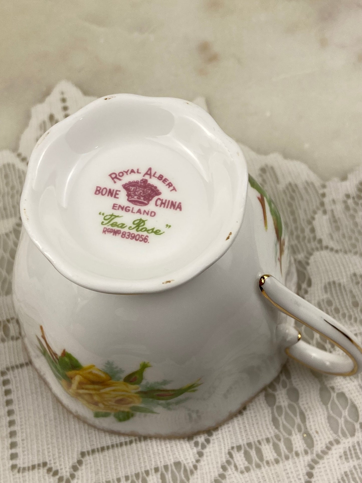 Royal Albert Bone China Teacup | Tea Rose Pattern