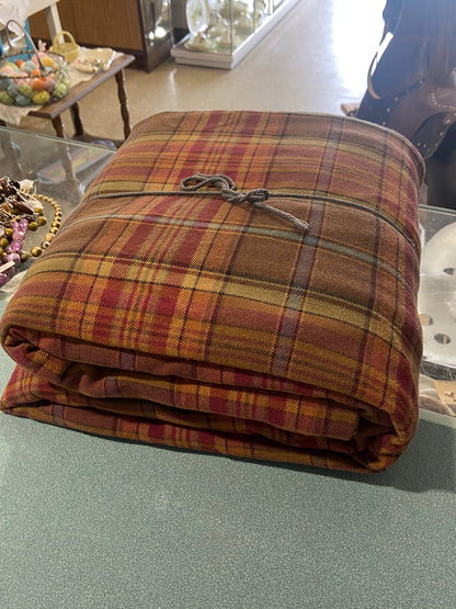 Full-Sized Flannel Duvet Cover with Brown Tartan Pattern
