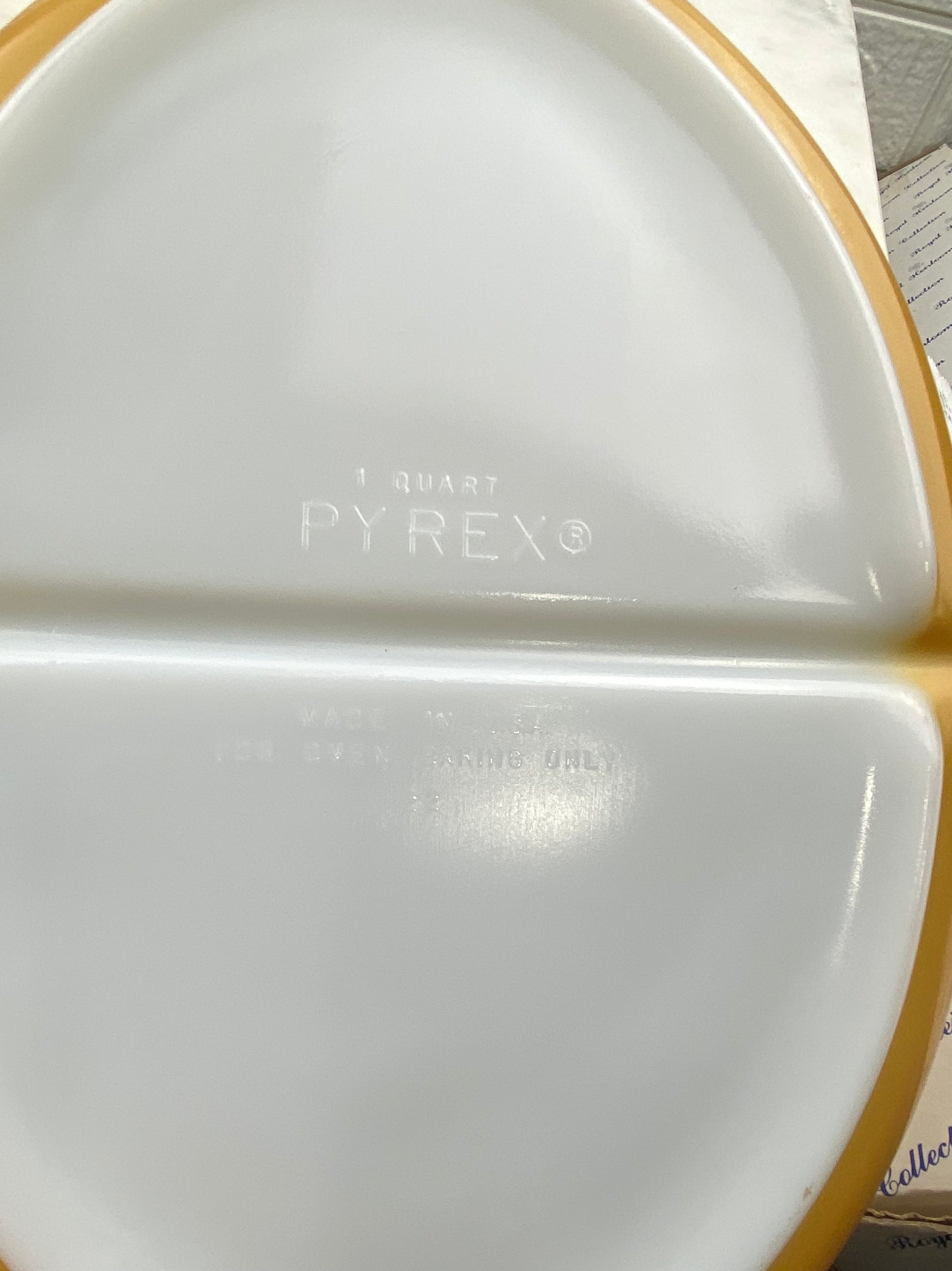 1970s PYREX Divided Casserole Dish with Lid | 1 Quart