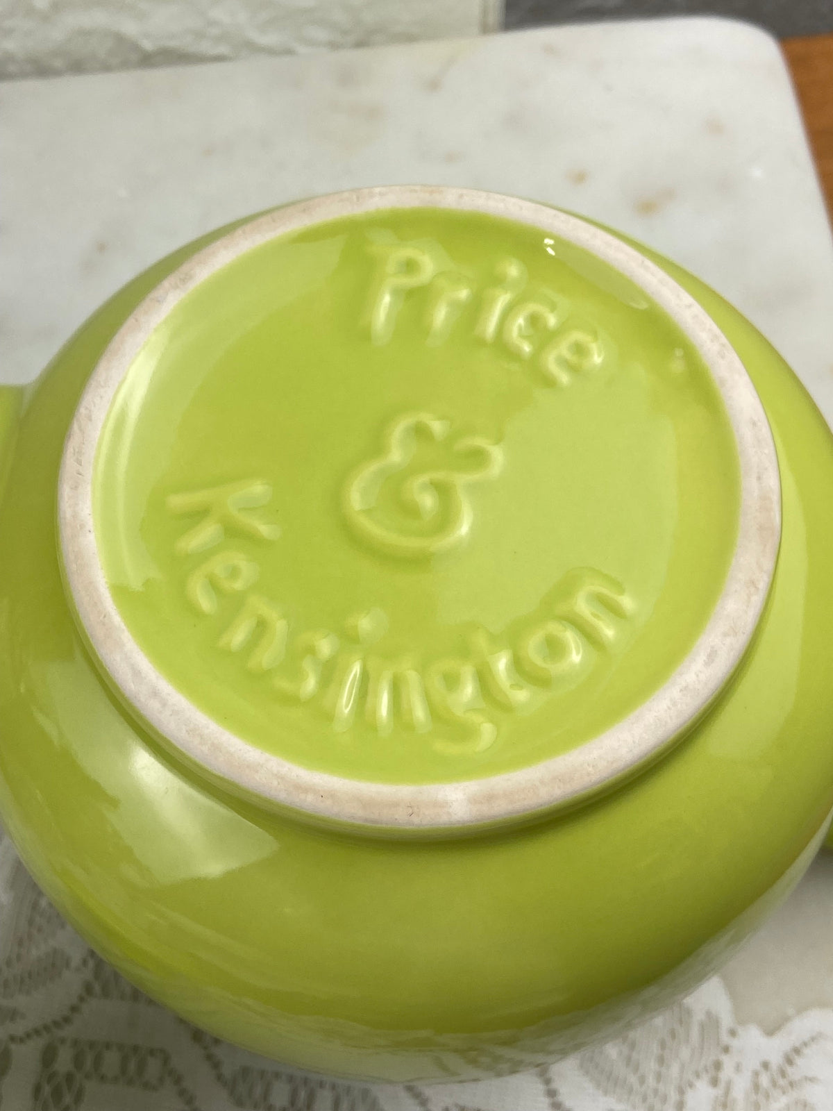 Glossy Apple Green Teapot by Price & Kensington