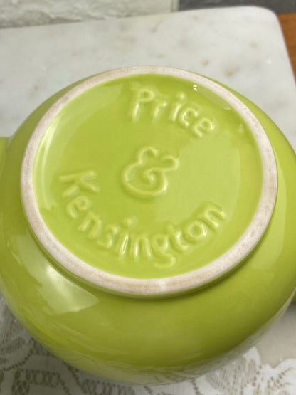 Glossy Apple Green Teapot by Price & Kensington