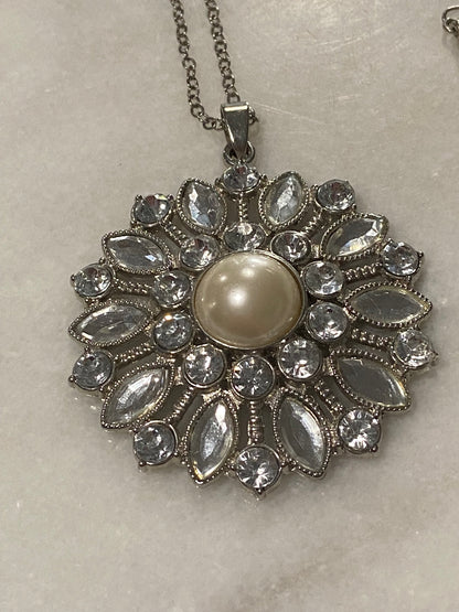 Silver-Tone Starburst Pendant with Rhinestones and Faux Pearl Cabochon and 18” Necklace