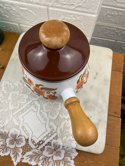 Enamel Saucepan / Fondue Pot with Lid and Wooden Handles | MCM