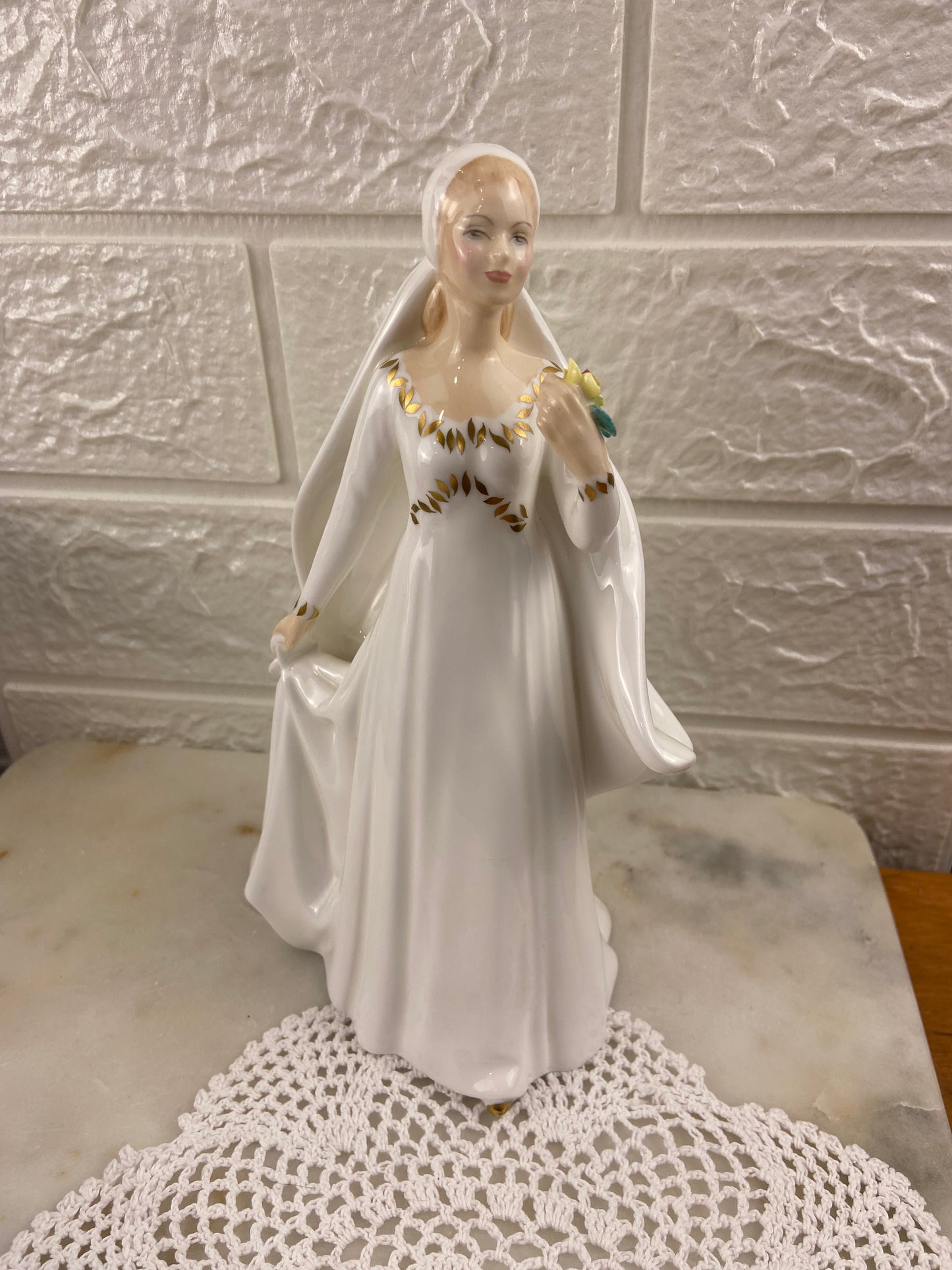 Royal Doulton Porcelain Figurine 'Bride' (HN 2873)