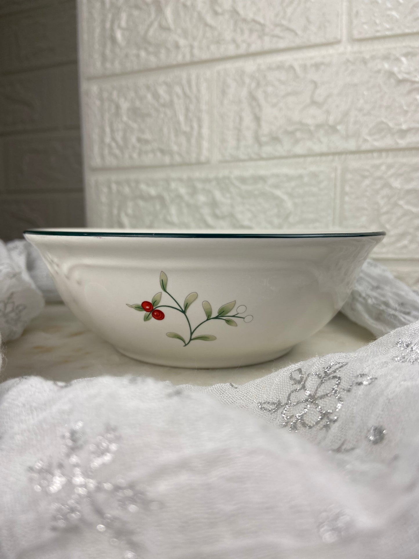 1 x Place Setting ‘Winterberry’ Christmas Dinner Set by Pfaltzgraff