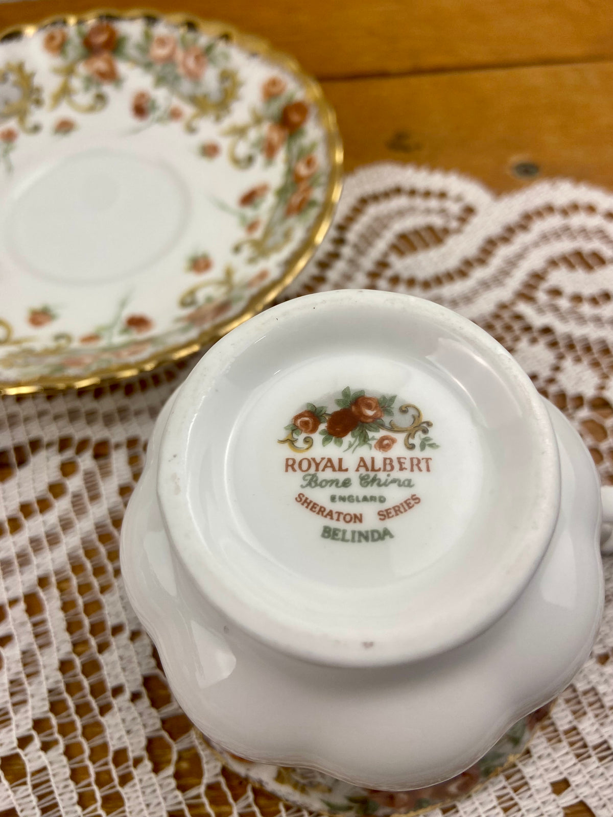 Royal Albert Belinda Teacup and Saucer | Sheraton Series