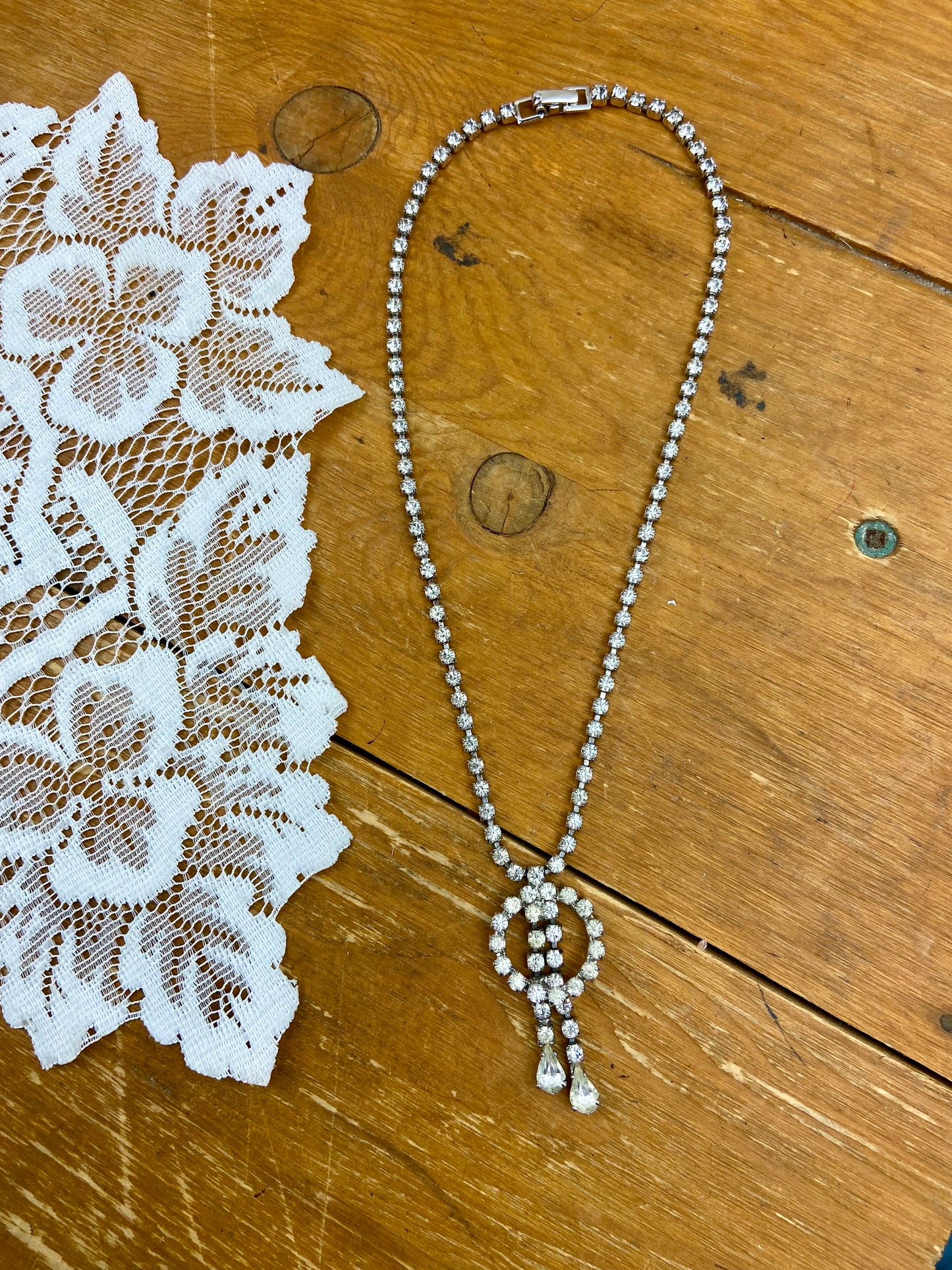 Vintage Rhinestone Necklace with Circular Pendant with Dangling Teardrop Rhinestones