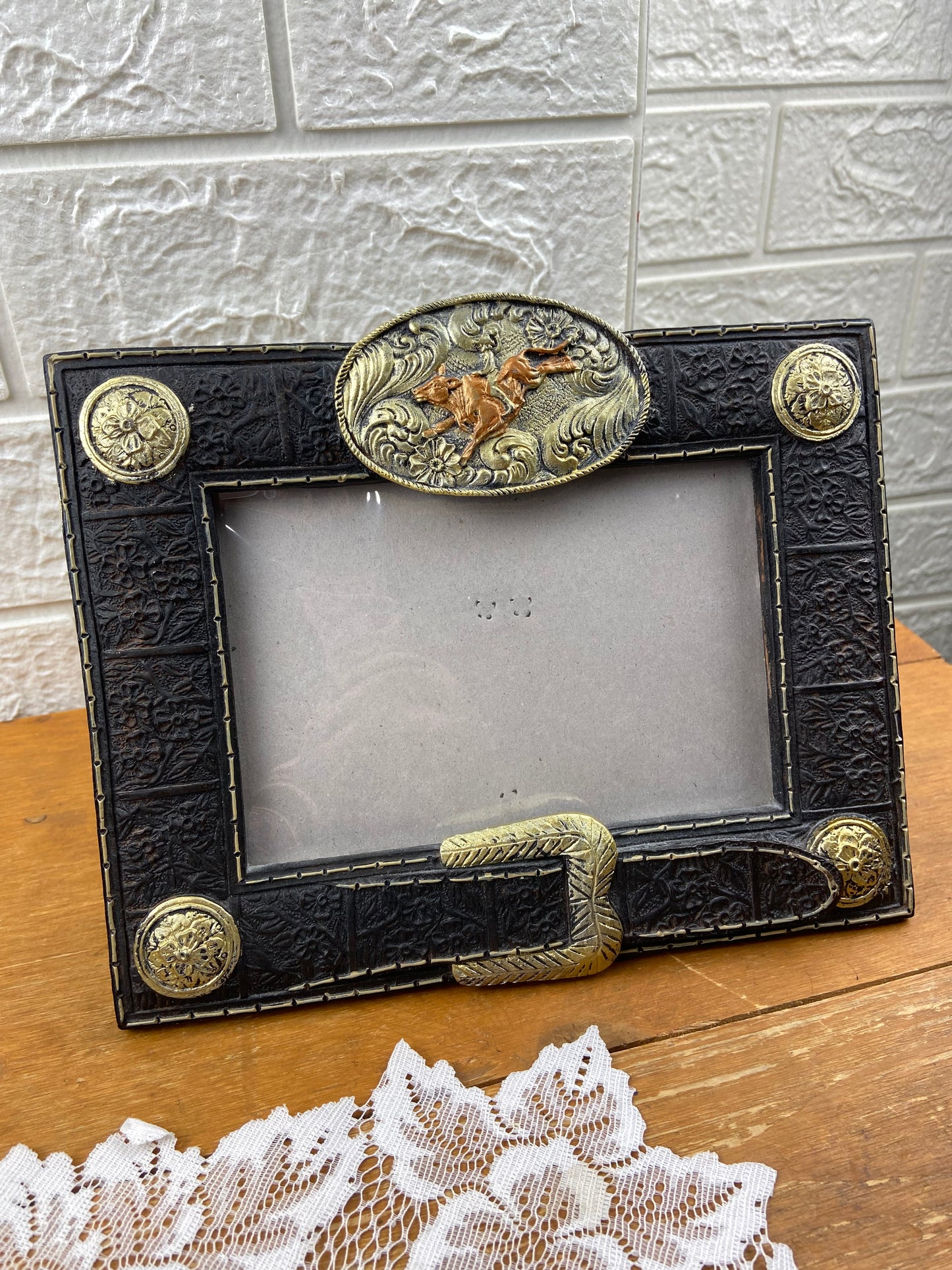 Rodeo-Themed Belt Buckle-Shaped Picture Frame
