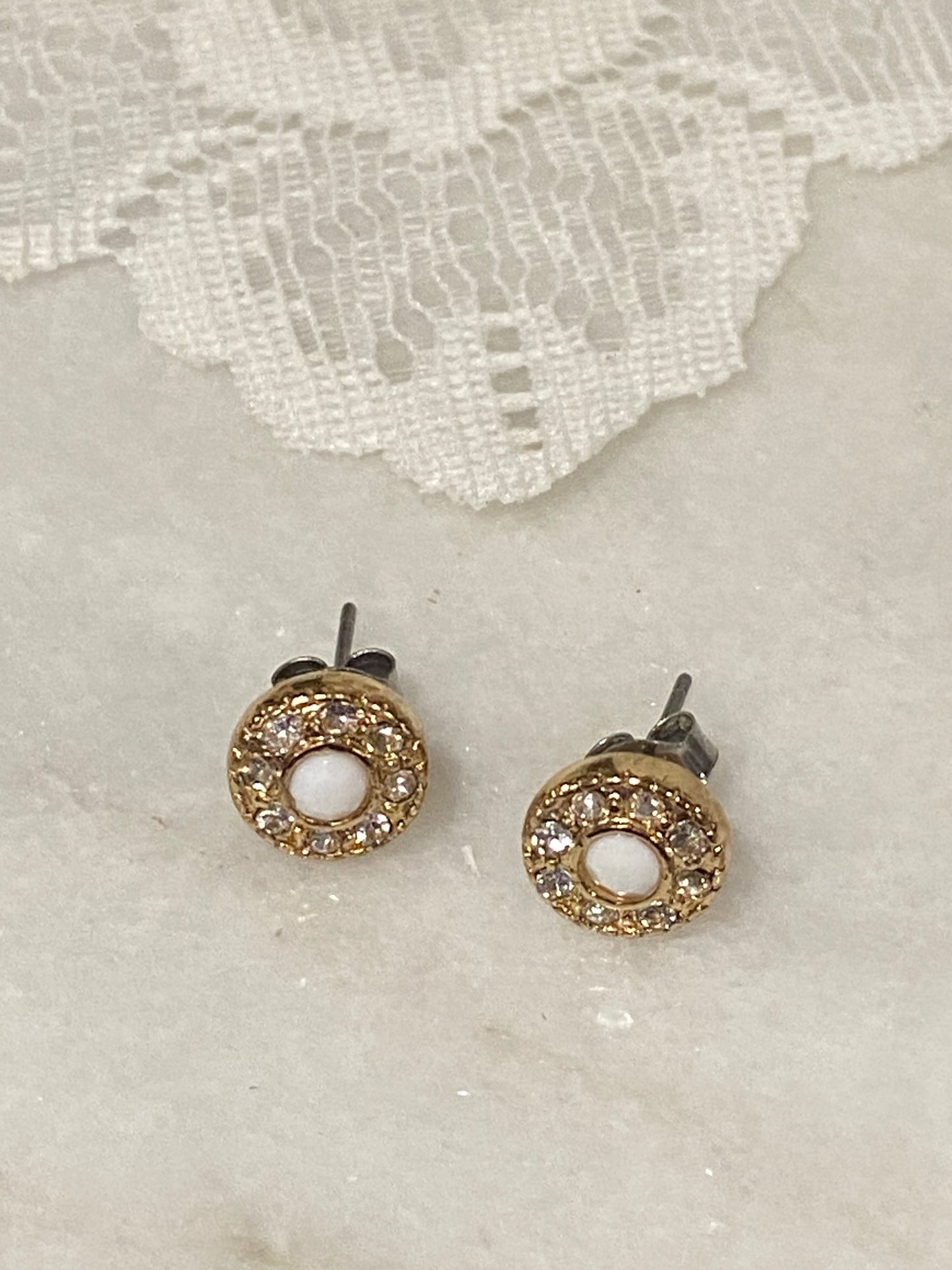 Small Round Earrings with White Enamel Centre [Posts]